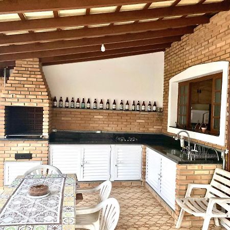 Casa Aconchegante A 200 Mts Da Praia Da Maranduba ウバトゥバ エクステリア 写真