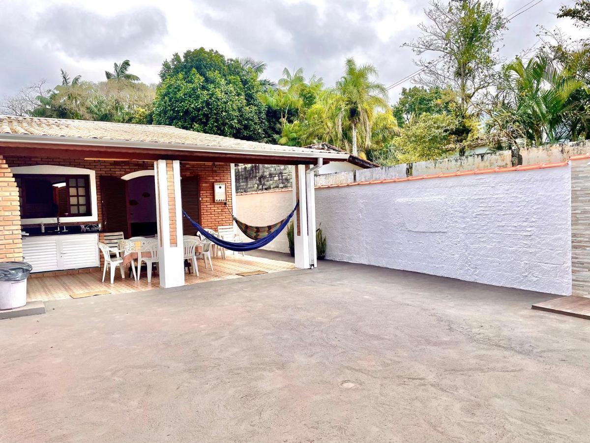 Casa Aconchegante A 200 Mts Da Praia Da Maranduba ウバトゥバ エクステリア 写真