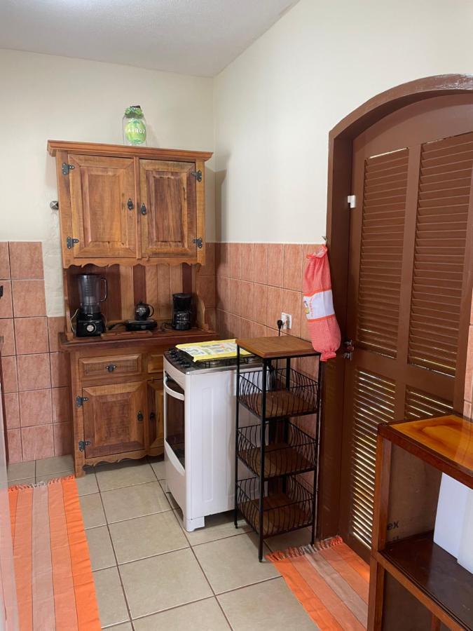 Casa Aconchegante A 200 Mts Da Praia Da Maranduba ウバトゥバ エクステリア 写真